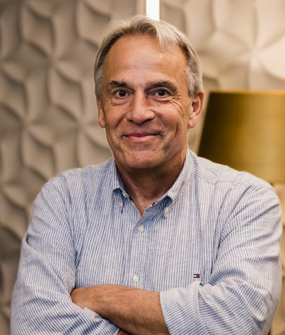 Dirk Nikoleiski